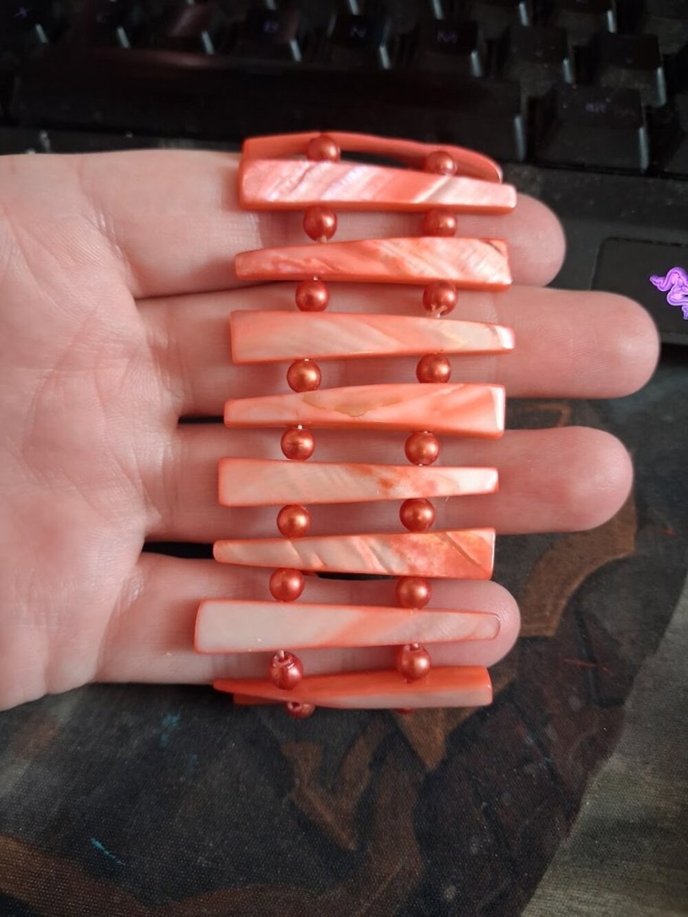 Stretchy beaded bracelet